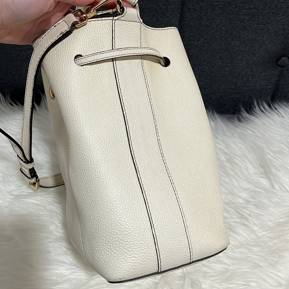 Furla Costanza Drawstring 2-Way Bucket Bag - Picture 5 of 17